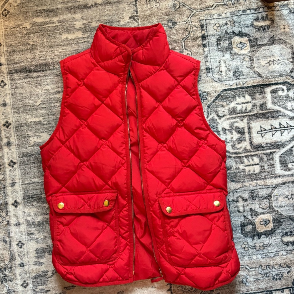 J. Crew quilted down vest in red ♥️ - Picture 5 of 6